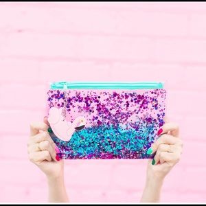 Studio DIY floating glitter clutch